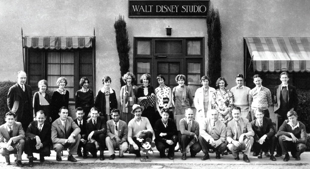 Walt-Disney-with-his-team